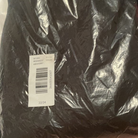 Lane Bryant Livi active wear Lane Bryant LIVI black yoga jacket NWT - Picture 3 of 5